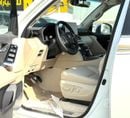 Toyota Land Cruiser VXR 4.0L V6 White 2026 GCC Omani