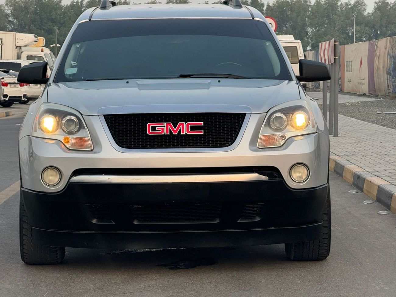 GMC Acadia In excellent condition and requires no expenses