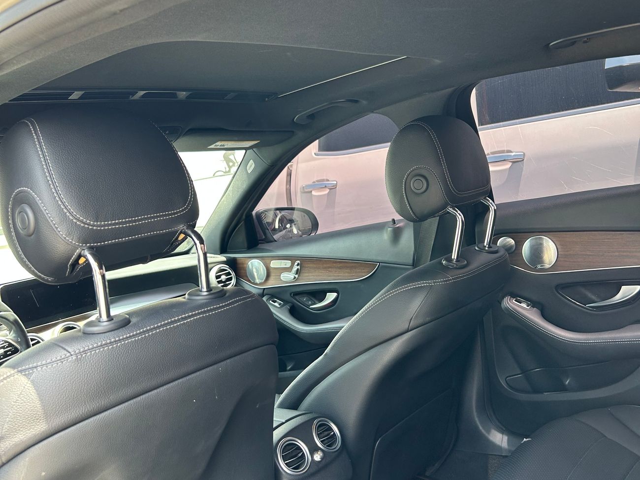 مرسيدس بنز C 300