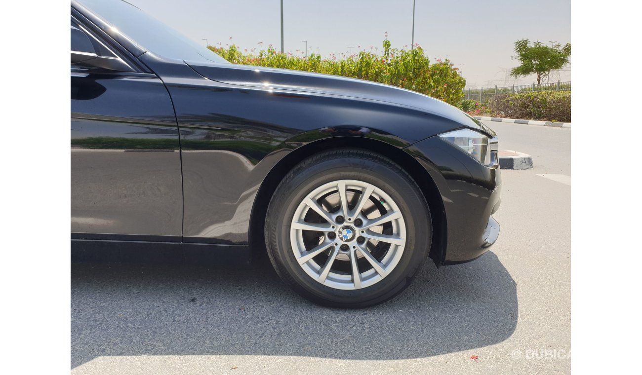 بي أم دبليو 318i BMW 318i 2016 FULL SERVICE HISTORY