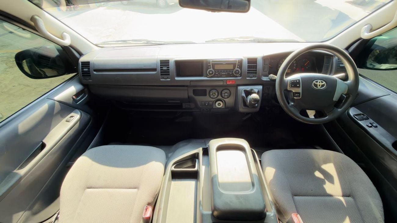Toyota Hiace 14 SEATER | 2014 | 3.0 DIESEL ENGINE | 2WD | MANUAL TRANSMISSION | RHD | POWER WINDOW