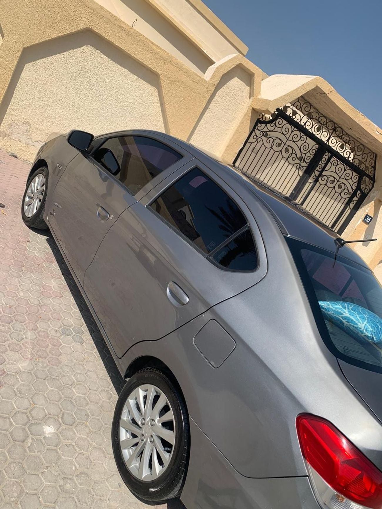 ميتسوبيشي اتراج GLX