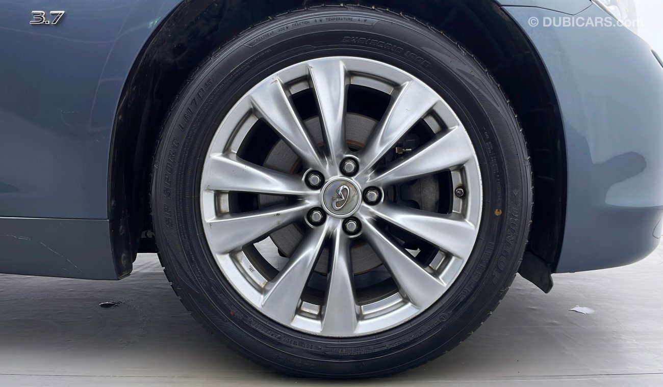 Infiniti Q70 EXCELLENCE 3.7 | Under Warranty | Inspected on 150+ parameters