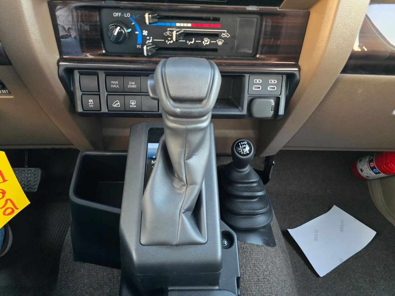 تويوتا لاند كروزر 2025 Toyota LC76 4.0L AT Full option