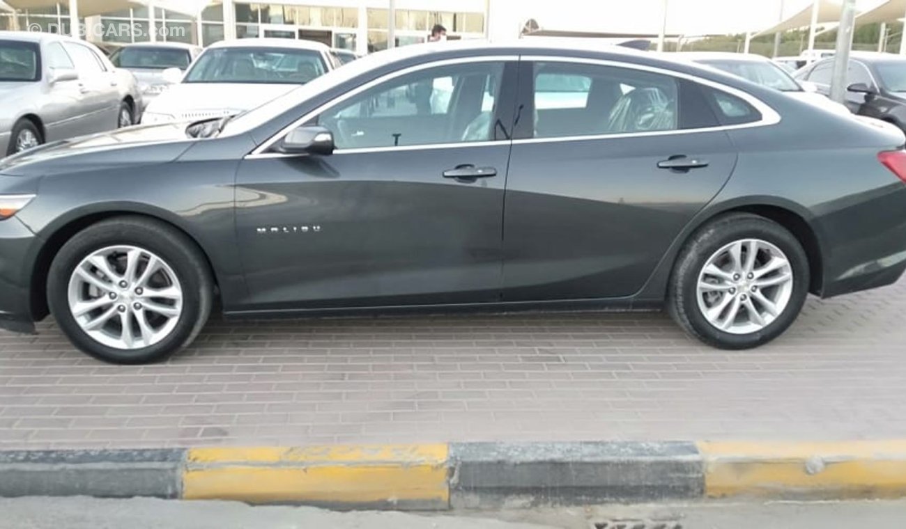 Chevrolet Malibu LT - With Panoramic Sunroof