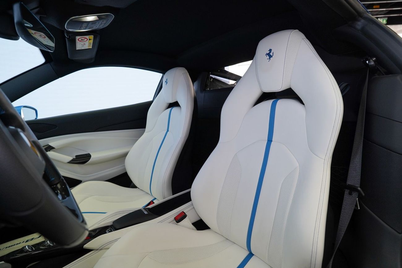 Ferrari F8 Tributo 3.9T V8