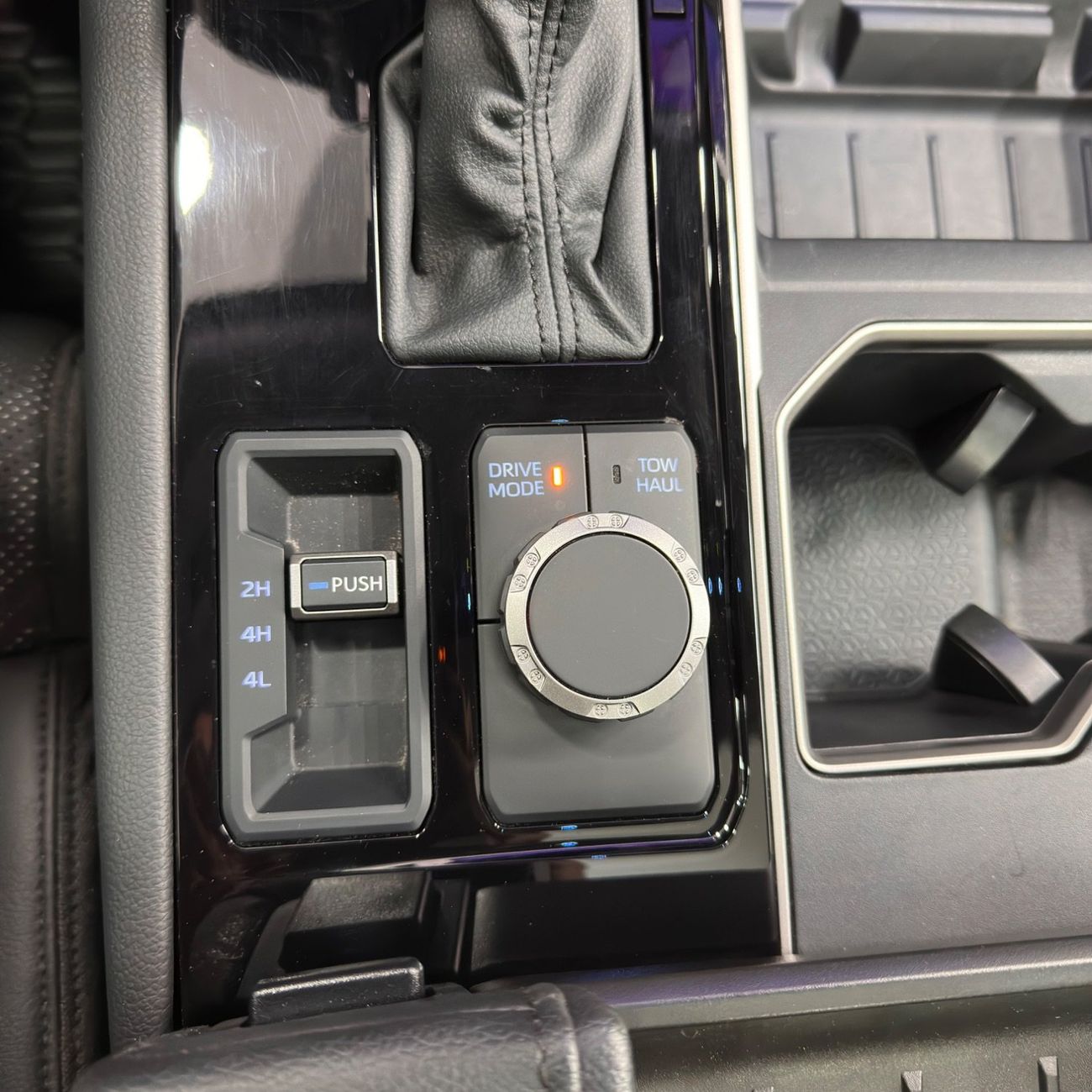 Toyota Tundra Limited 3.5L