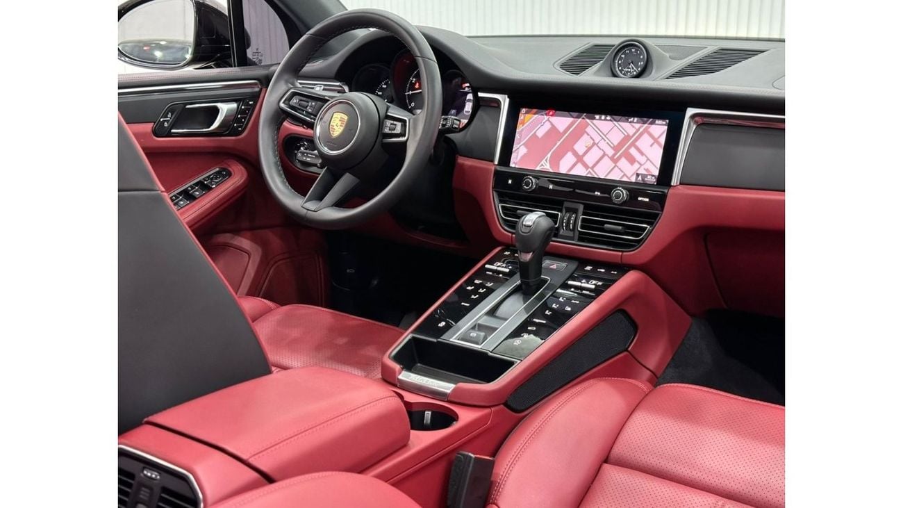 Porsche Macan 2024 Porsche Macan, OCT-2025 Porsche Warranty, Full Agency Service History,GCC