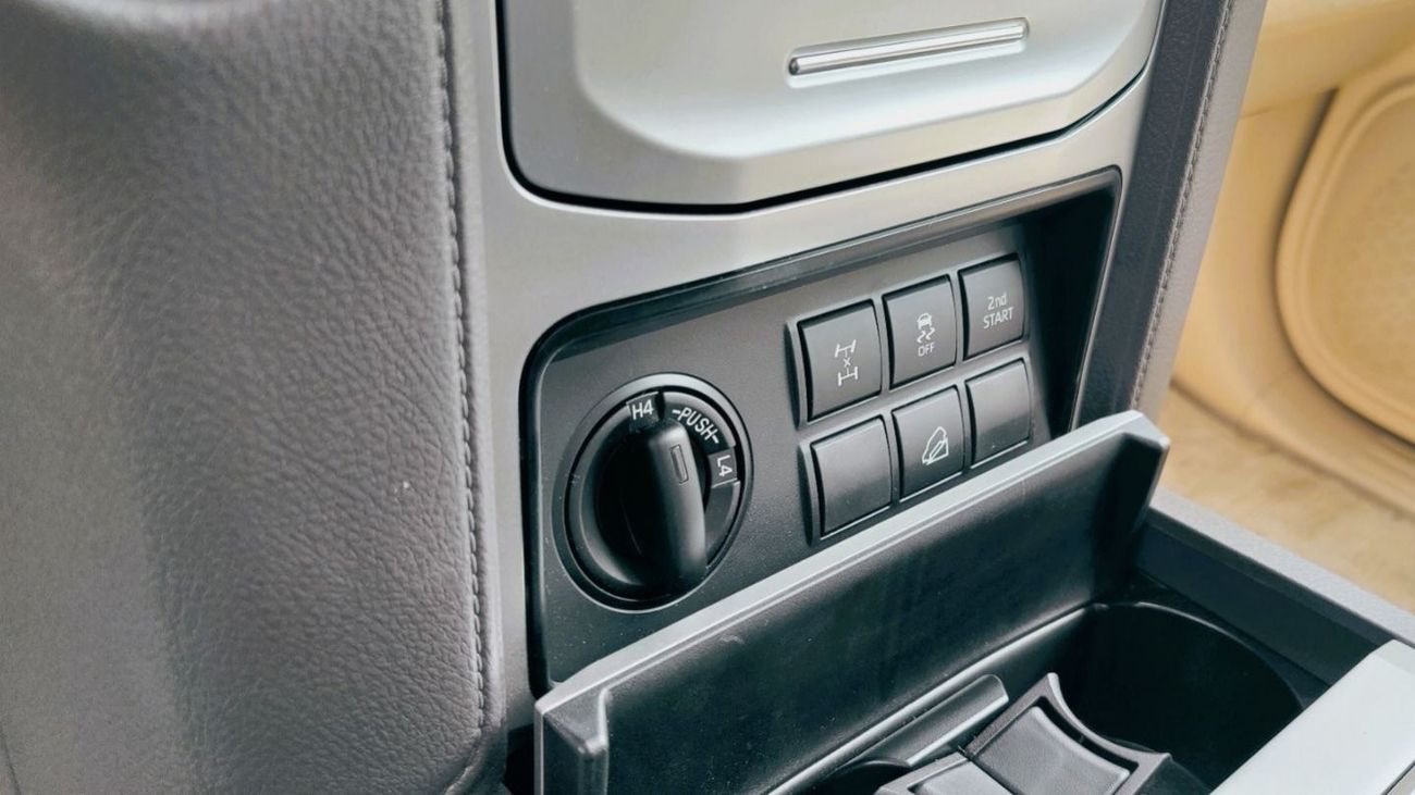 Toyota Prado Toyota Prado 4.0Ltr 4WD  5 Door GCC Specs