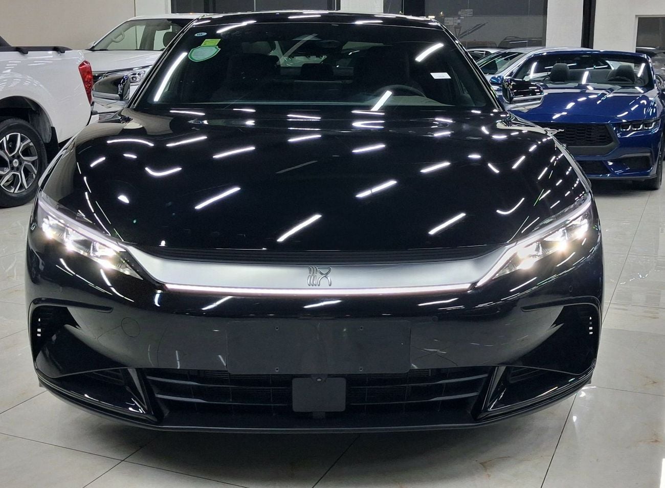 BYD HAN Premium i.110 AWD