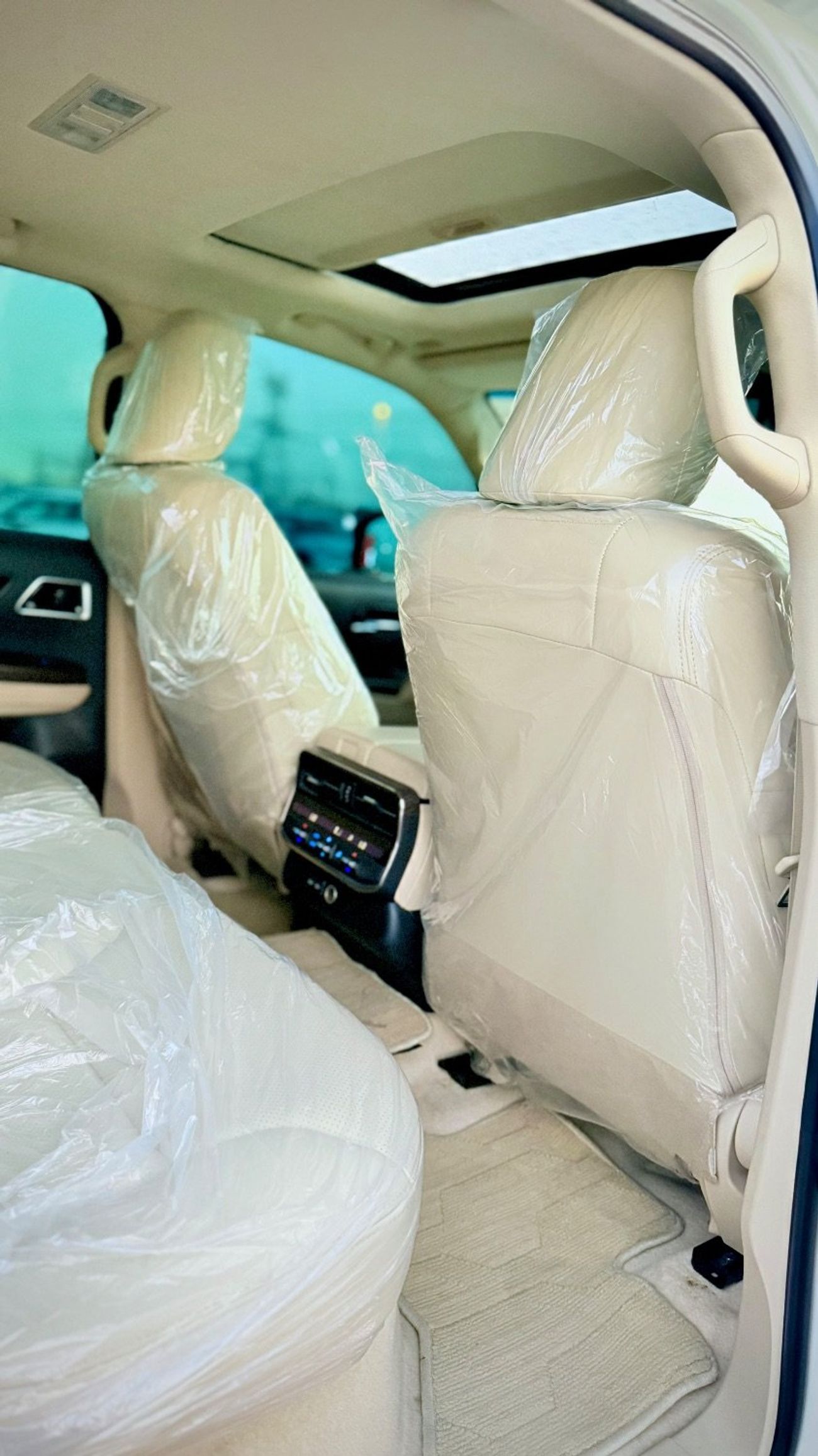 Toyota Land Cruiser 2022 VXR Twin Turbo Full Option Very Clean and Perfect condition