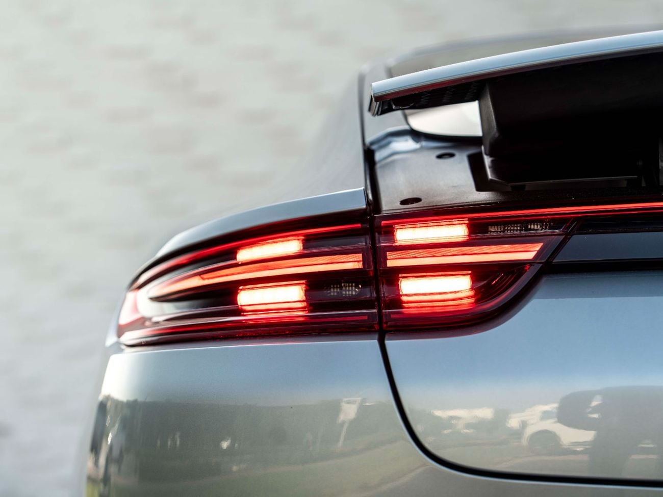 Porsche Panamera Std 3.0L (325 HP)