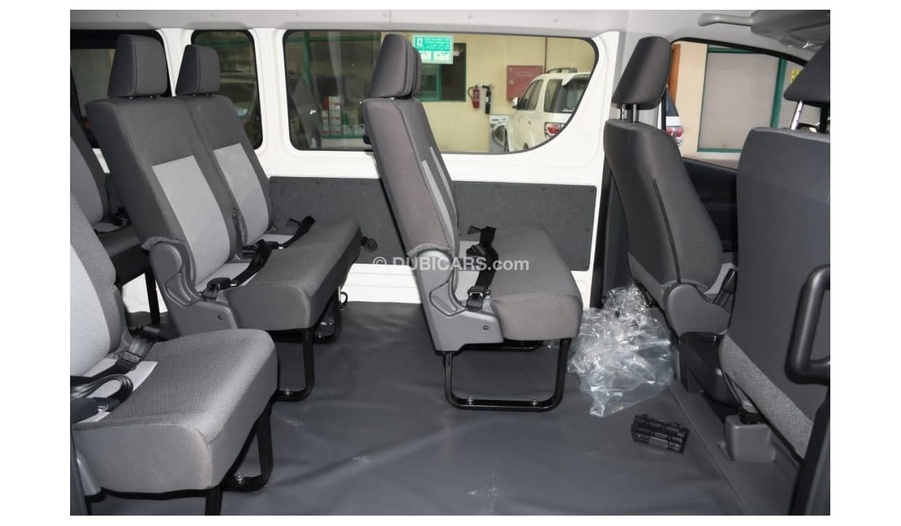 تويوتا هاياس Toyota Hiace 3.5 Petrol Highroof Passenger Van with Heater