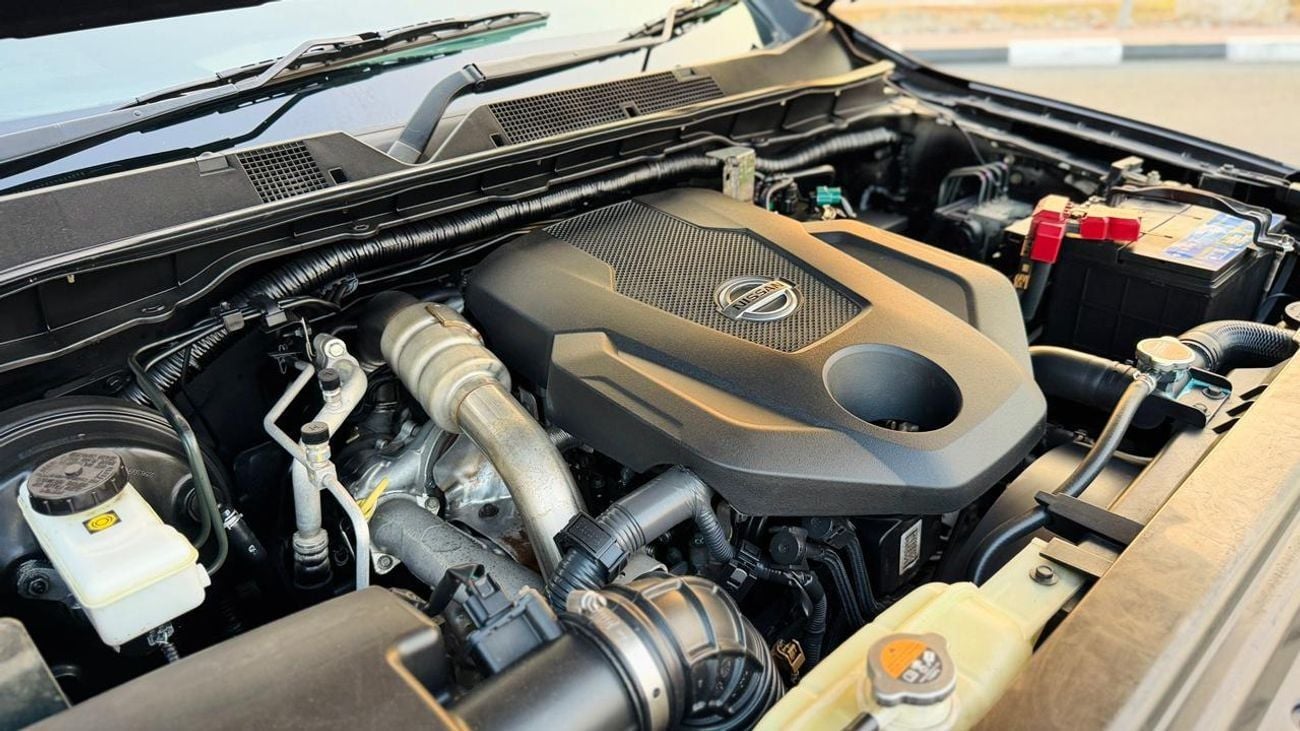 Nissan Navara DOUBLE CAB | NUDGE BAR | AWNING CAMPING TENT | AUTO | 2.3L DIESEL | RHD