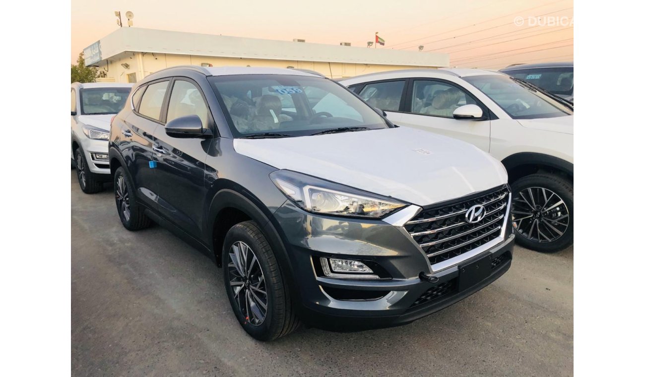 Hyundai Tucson 2.0L, POWER SEAT, PUSH/START, ALLOY RIMS 18'', WIRELESS CHARGER, PANRAMC ROOF, GLOVES COOL BOX-HTIF4