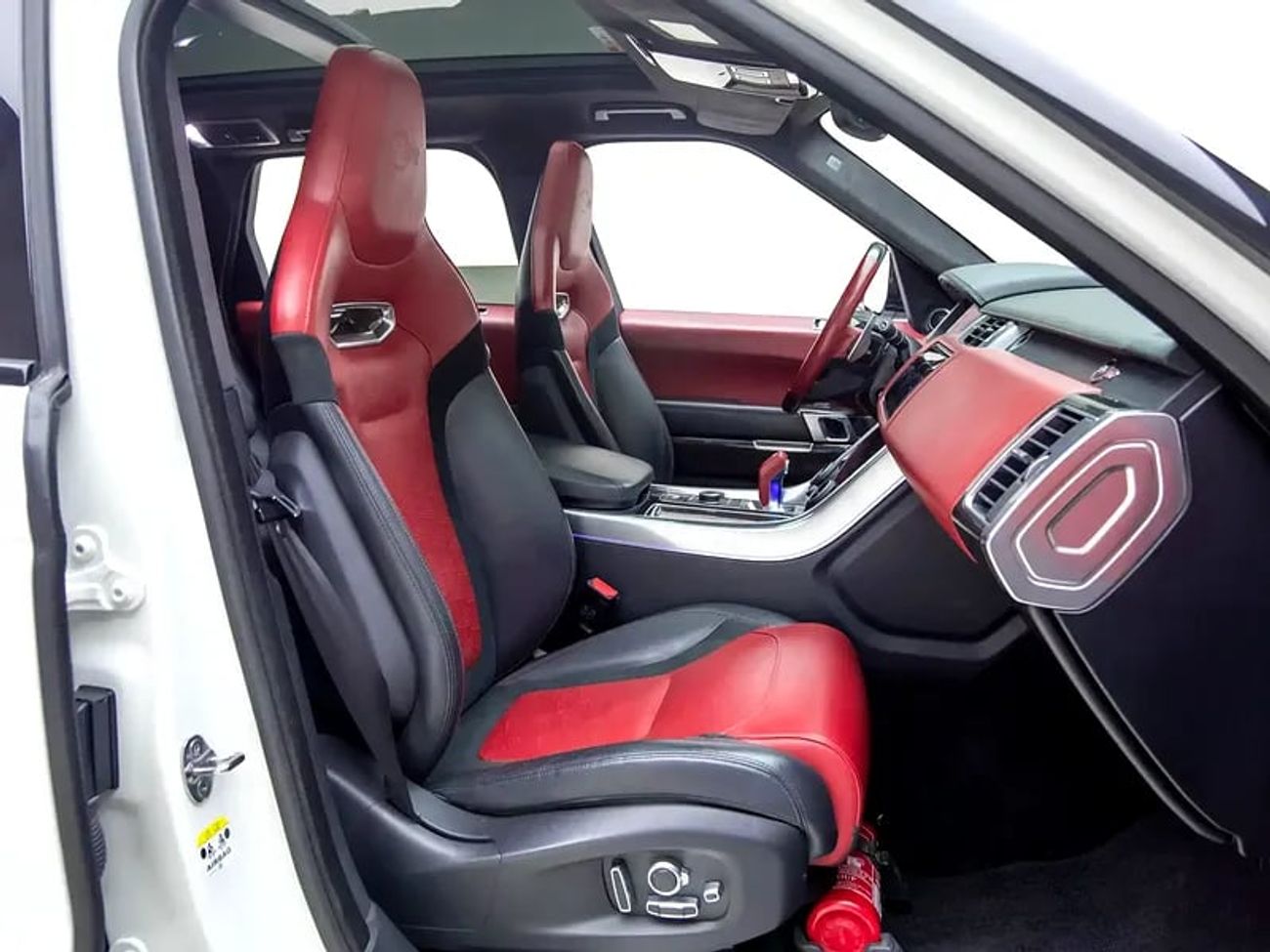 Land Rover Range Rover Sport SVR 5.0L (575 HP) 4WD