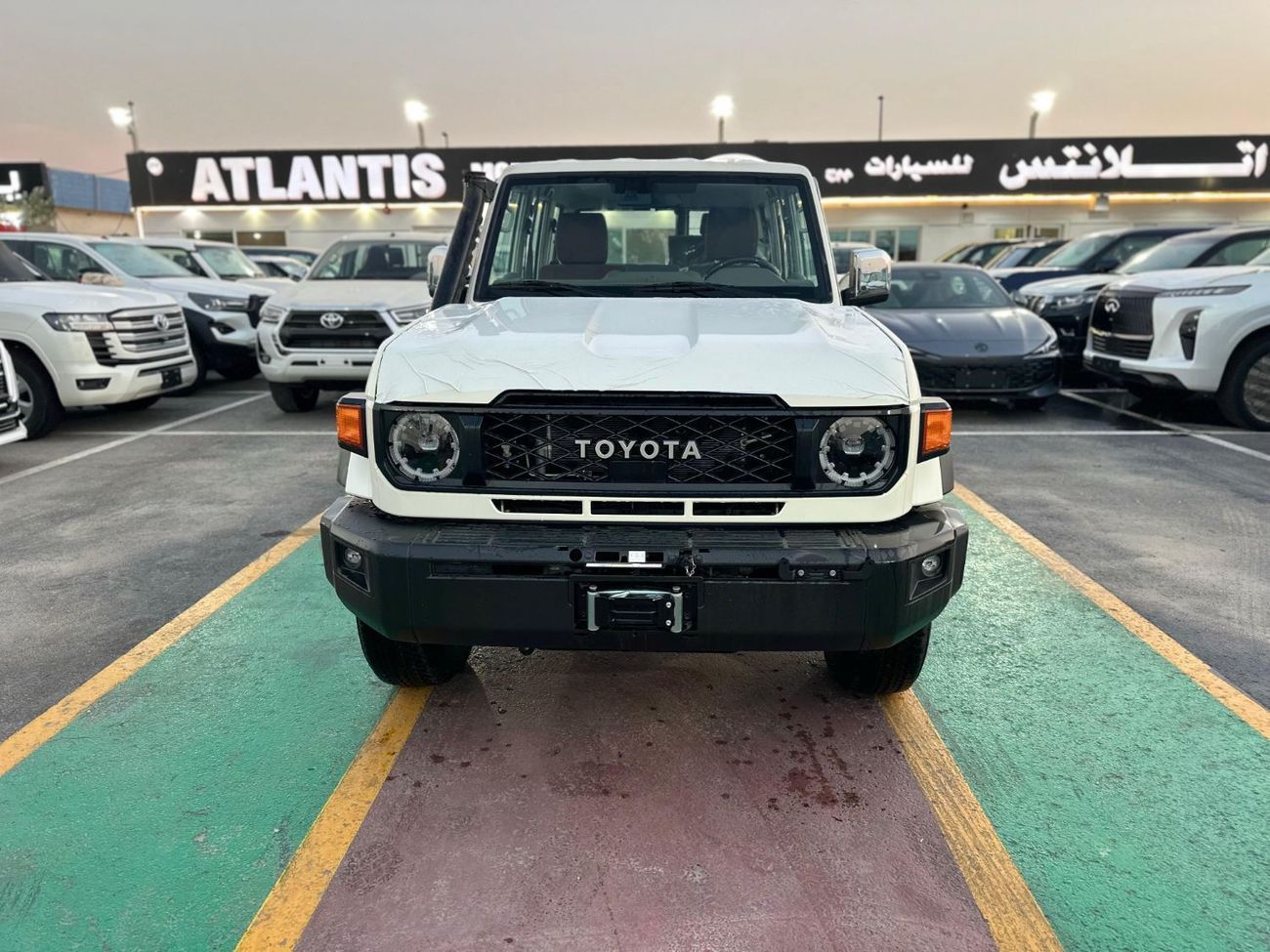 Toyota Land Cruiser 70 LX 2.8L  LX 2.8L