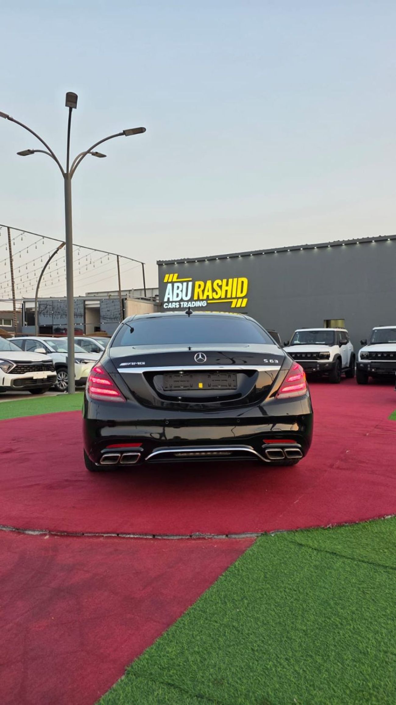 مرسيدس بنز S 550