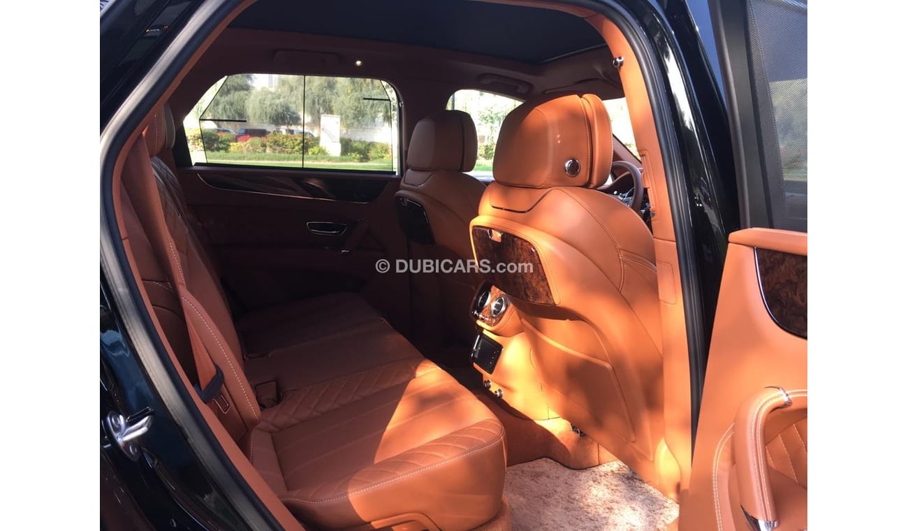 بنتلي بينتايجا اول نسخة