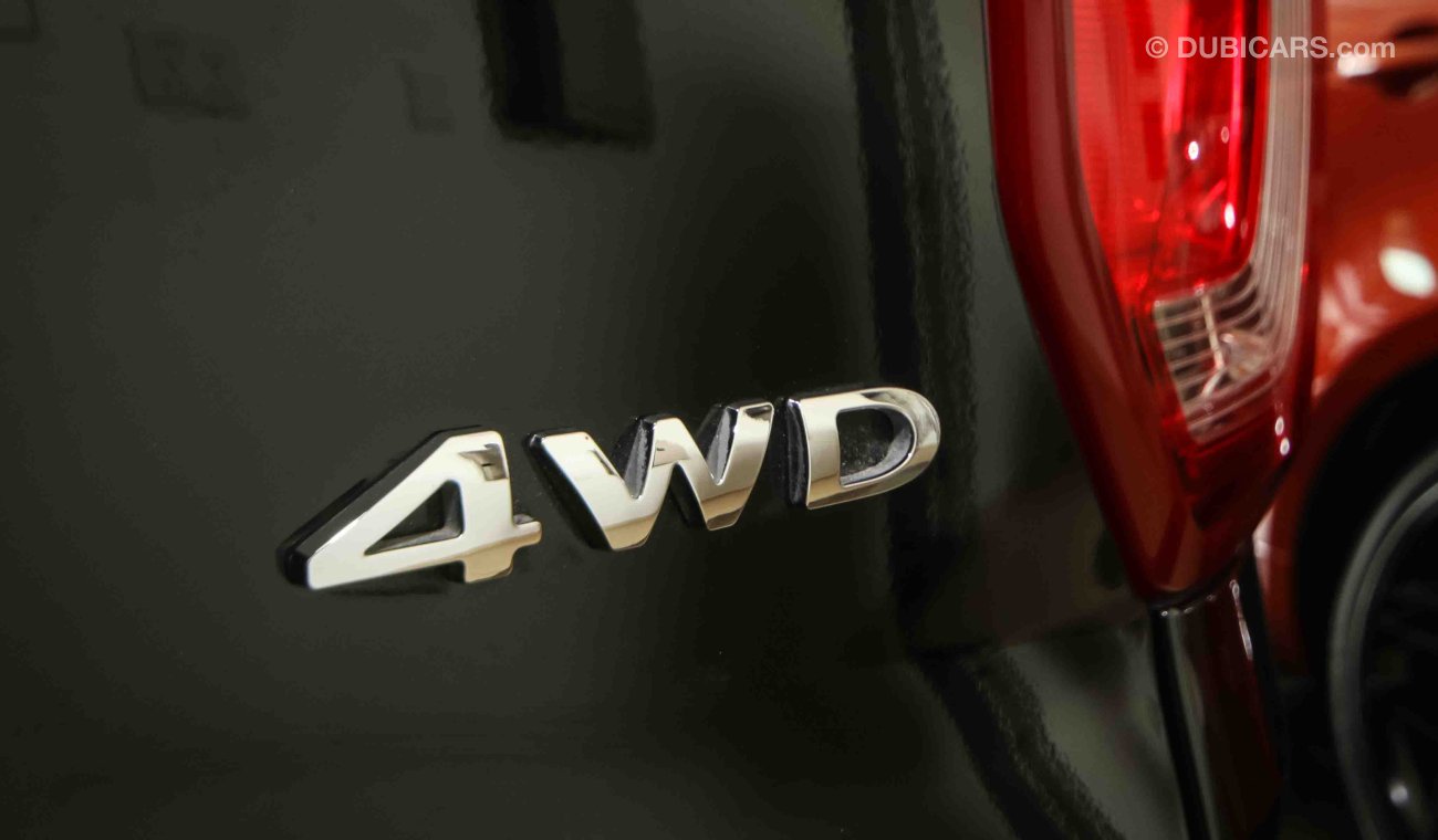 فورد إكسبلورر XLT 4WD