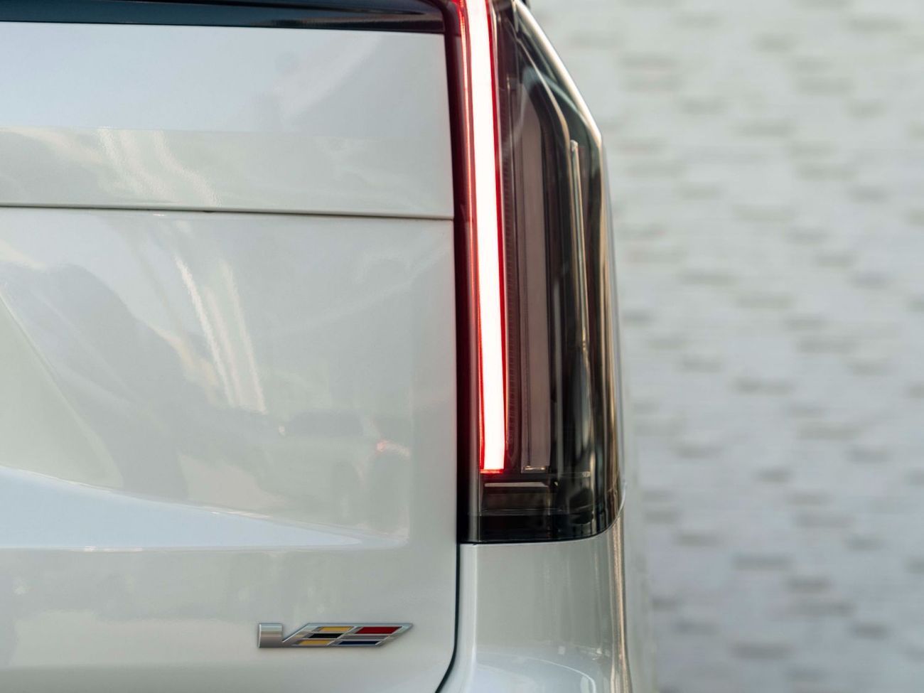 كاديلاك إسكالاد Escalade-V 6.2L