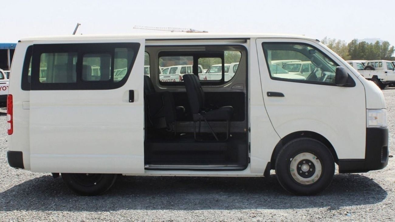تويوتا هاياس Toyota Hiace 2.5L Bus 15-Seats A/C