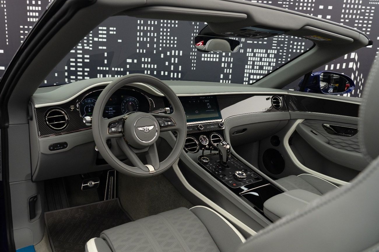 Bentley Continental GTC Speed 4.0T (Hybrid)