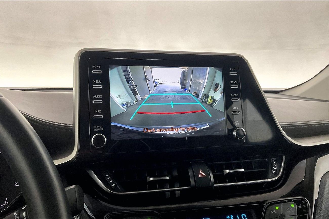 تويوتا CHR VX | National Day Celebration | شامل الضمان | 0 ﺪﻔﻋﺓ ﺃﻮﻟﻯ