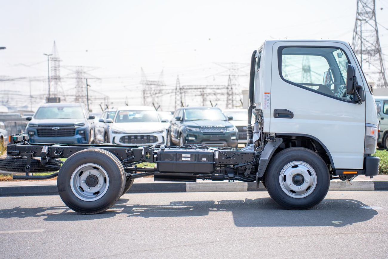 Mitsubishi Fuso Canter Mitsubishi Fuso Canter 2025 4.2L Diesel one Tunk  Manual