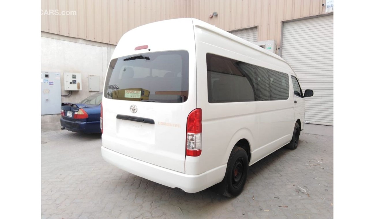 تويوتا هاياس Hiace Commuter RIGHT HAND DRIVE (Stock no PM 723 )