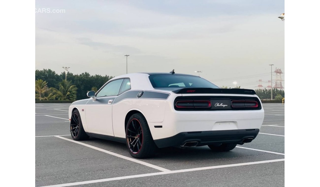 Dodge Challenger SRT8 DODGE CHALLENGER SRT MODEL 2017 VERY CLEAN CAR