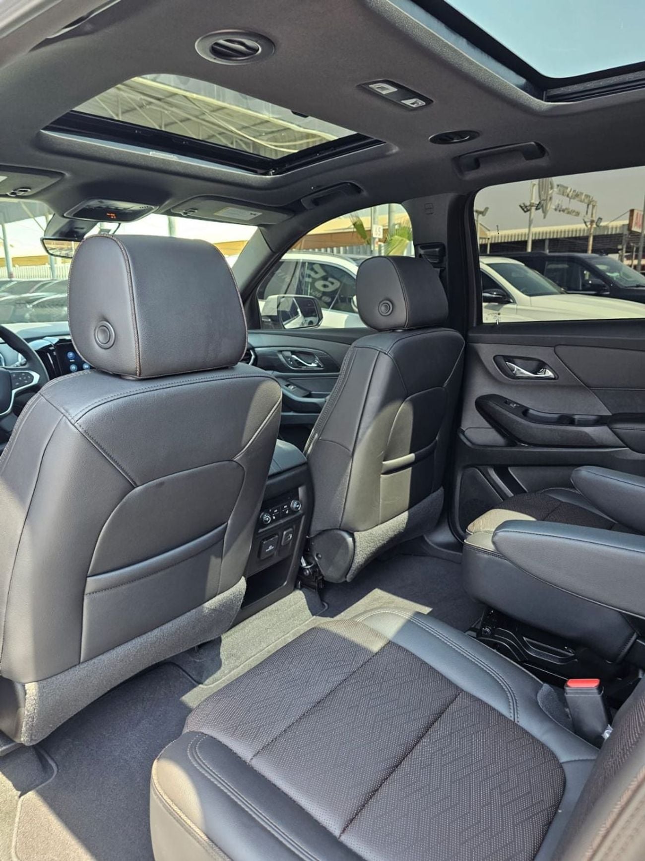 Chevrolet Traverse 2LT RS Chevrolet Traverse HIGH COUNTRY 2023 3.6L 6 CYL
