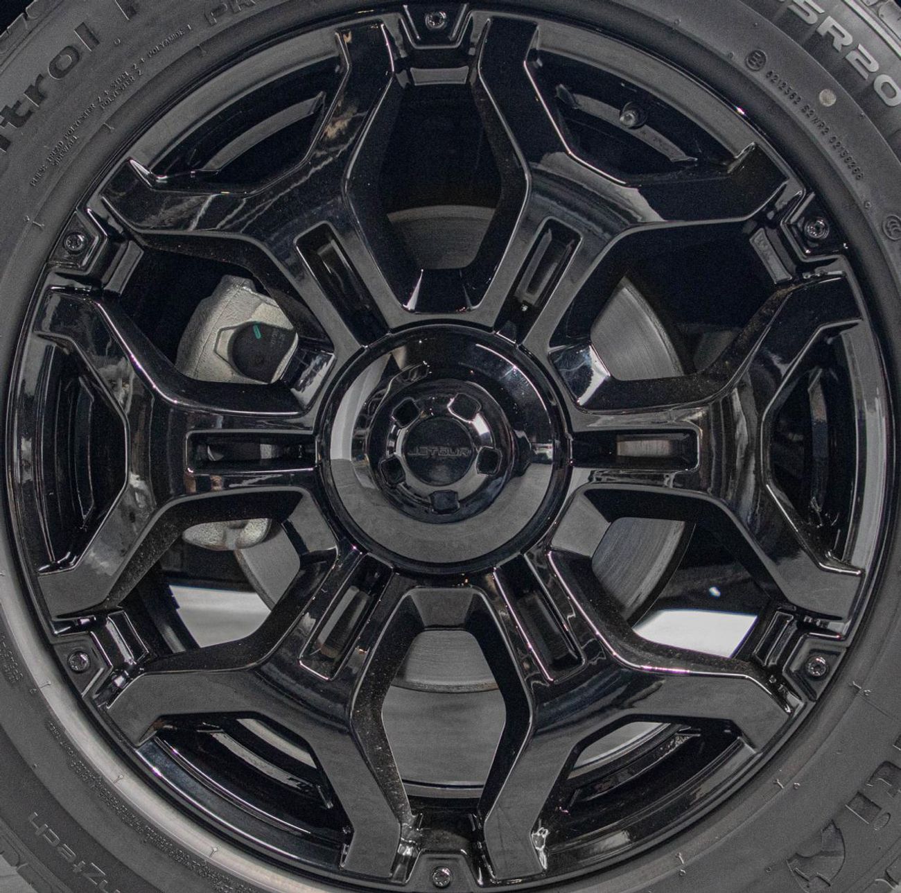 Jetour T2 Luxury Defender Pack • Jetour Warranty 2030 • Elite/Agency Supplied Vehicle