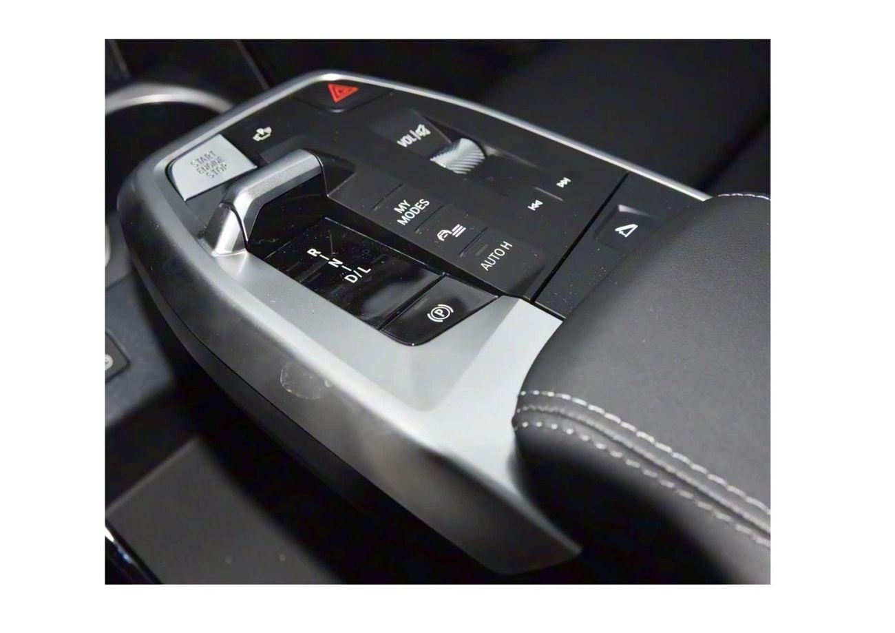 BMW X2 BWM X2 2026 sDrive25i (Available on pre-order and ship to ROW)