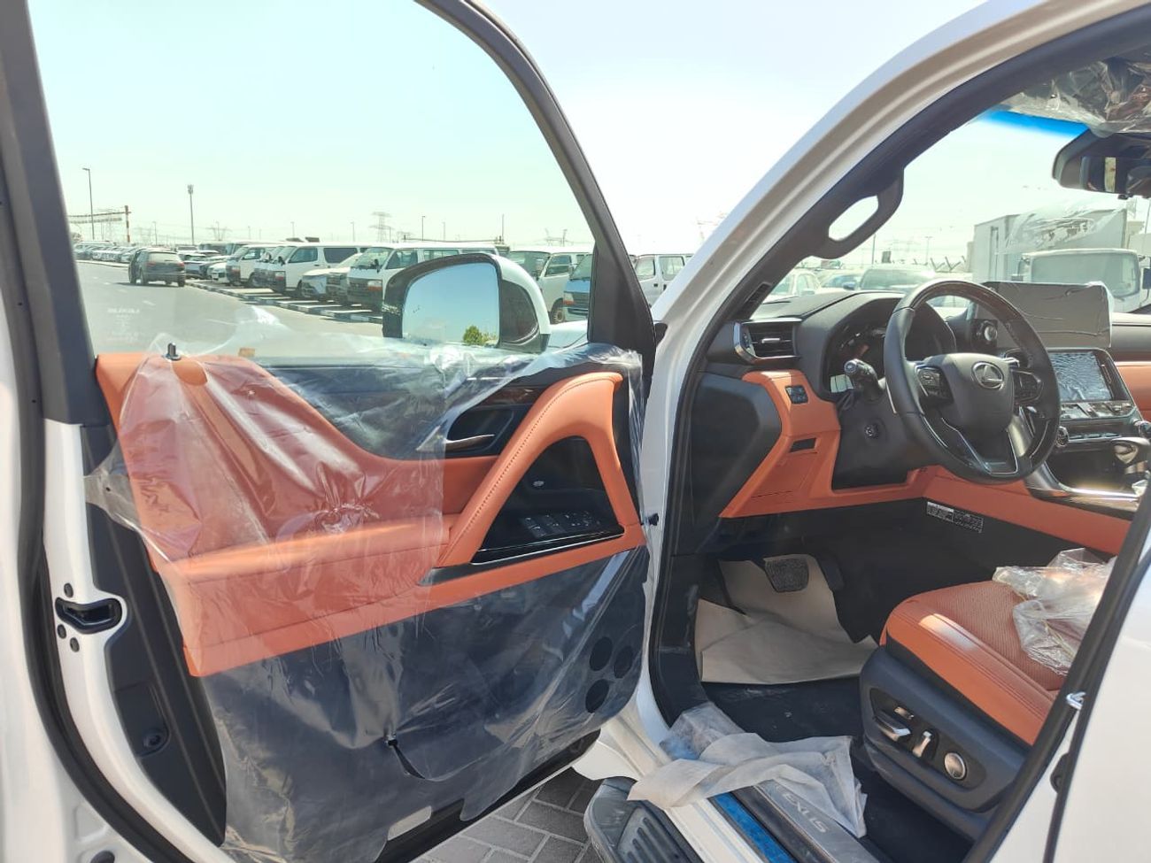 لكزس LX 600 Lexus LX 600 3.5L VIP 4 Seater 2024