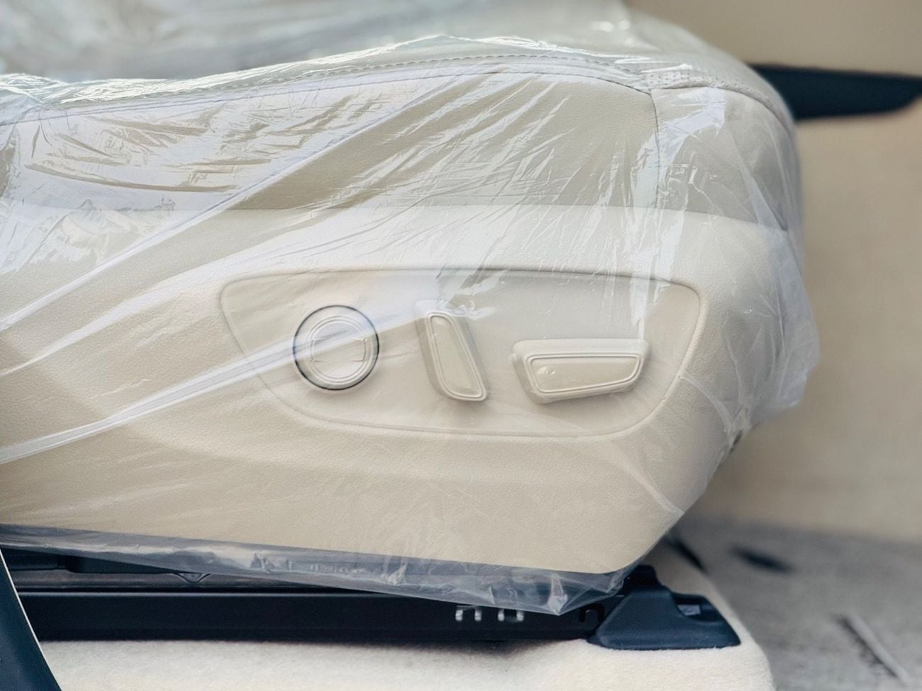 Toyota Land Cruiser Zx top of the range