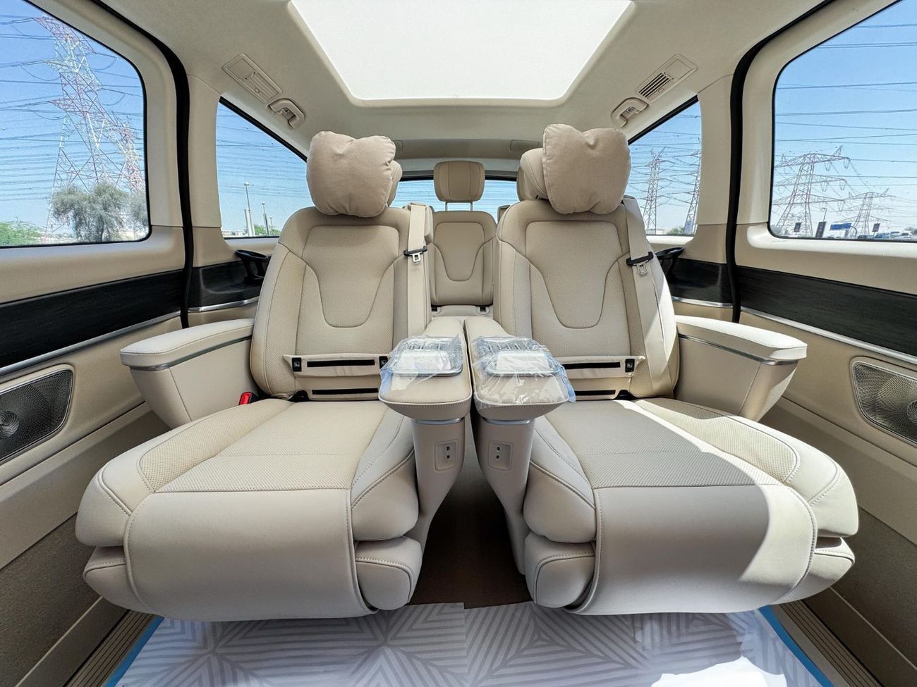 Mercedes-Benz V 300 V 300 || Luxury || Brand New