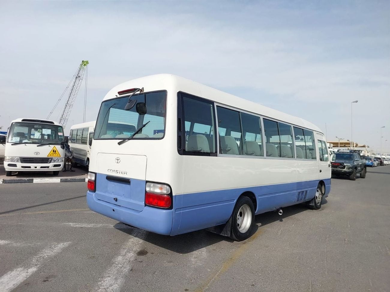 Toyota Coaster TOYOTA COASTER BUS RHD 2005 MODEL 4.0 L DIESEL AUTOMATIC(PM51046)