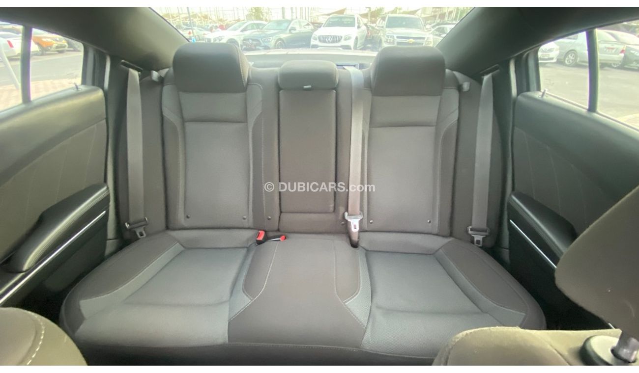 Dodge Charger SXT 3.6L V6