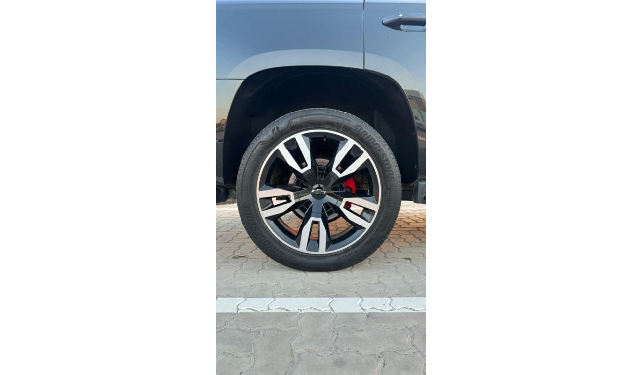 Chevrolet Tahoe RST