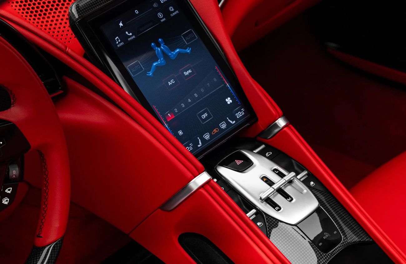 Ferrari Roma 3.9L V8 Twin-Turbocharged Engine