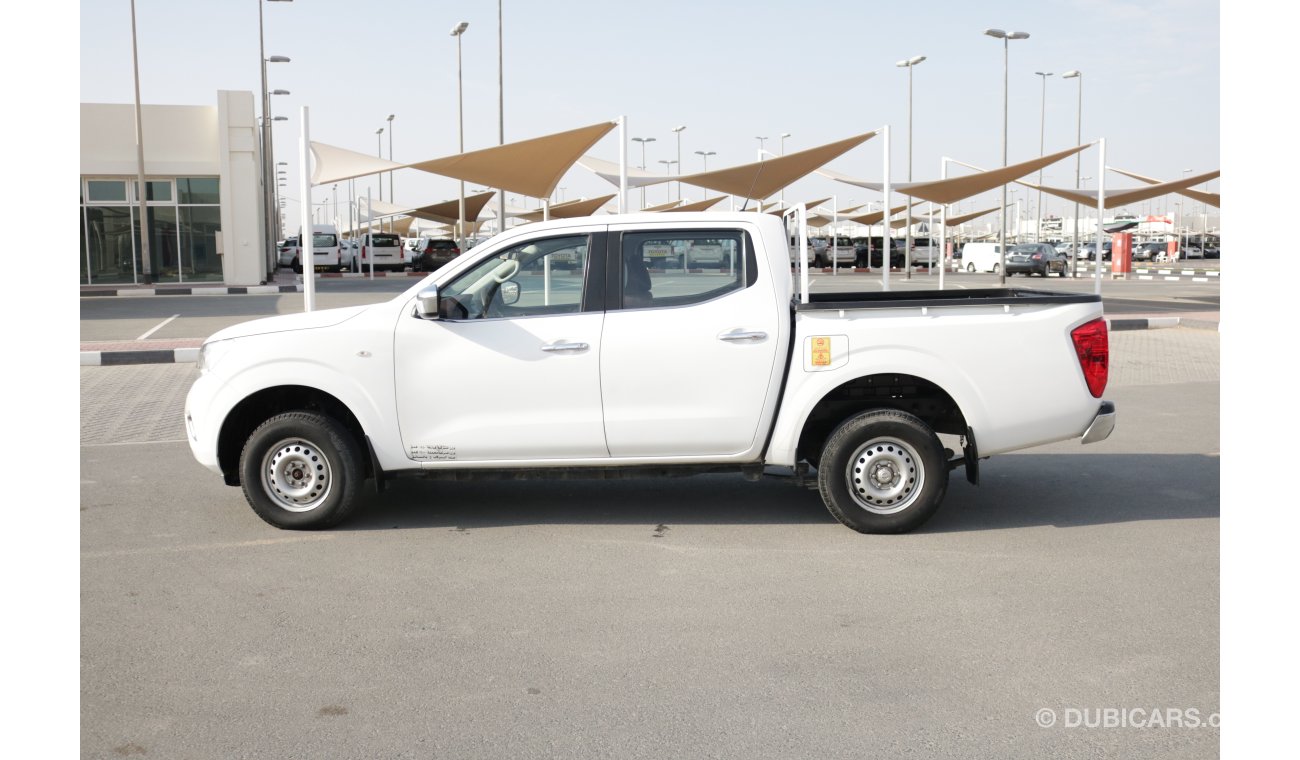 Nissan Navara NISSAN NAVARA SE 4X4 DUAL CANIN PICKUO