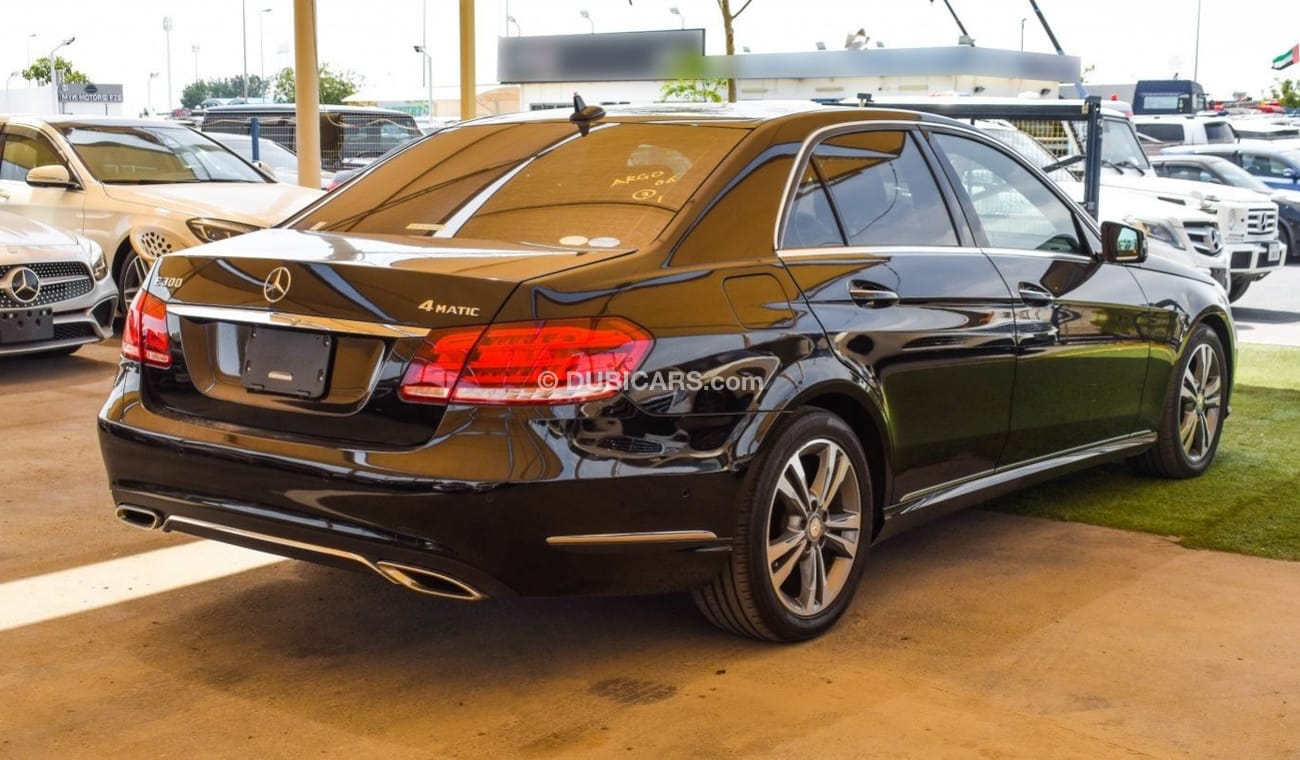Mercedes-Benz E300 4MATIC