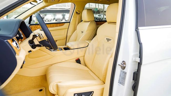 Bentley Bentayga 1-YEAR WARRANTY + SERVICE INCLUDED IN-HOUSE FINANCING 0% DOWNPAYMENT (BANK), миниатюра 30