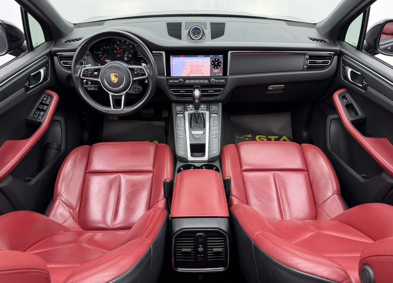 بورش ماكان 2021 Porsche Macan, 2026 Porsche Warranty, Full Porsche Warranty, Fully Loaded, GCC