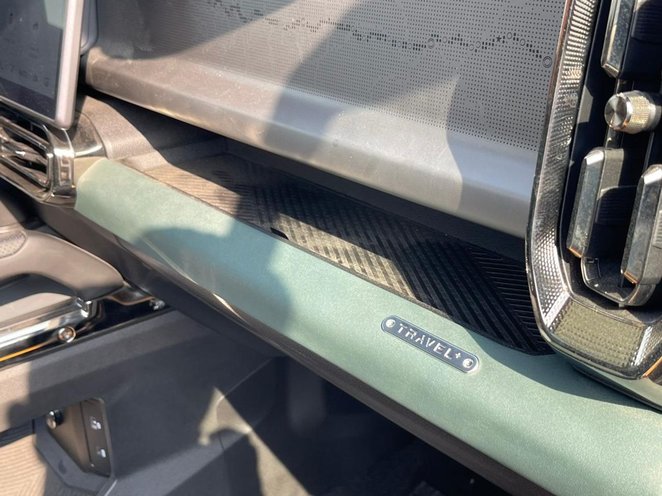 Jetour T2 Luxury Jetour T2 travel+ 2.0L PETROL 7SPEEDS FULL OPTION/ MIDDLE EAST SPECS