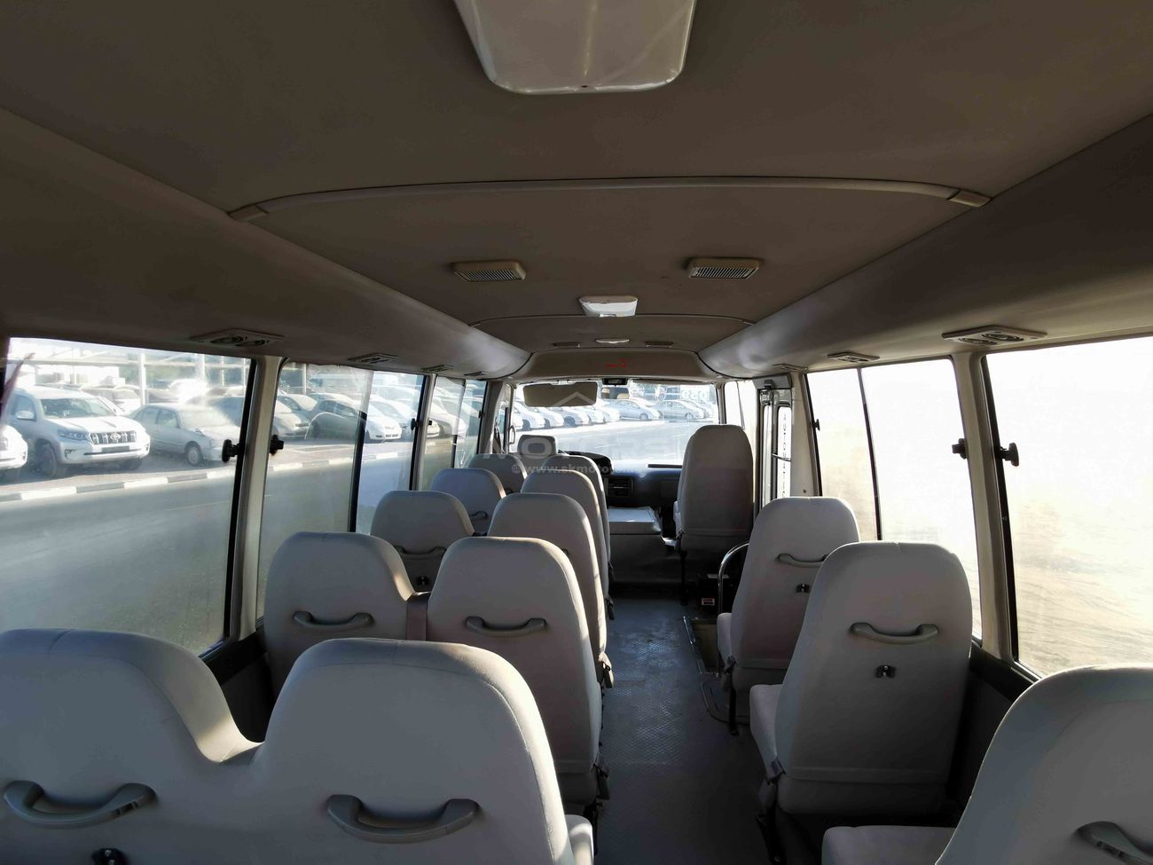 Toyota Coaster 2.7L Petrol, 30 seats, clean interior and exterior (CODE # TC02)