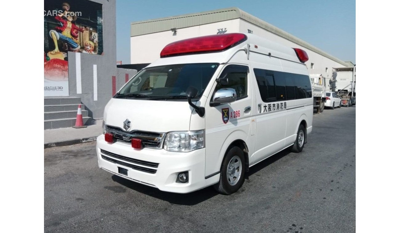 Toyota Hiace TOYOTA HIACE AMBULANCE RIGHT HAND DRIVE (PM985)