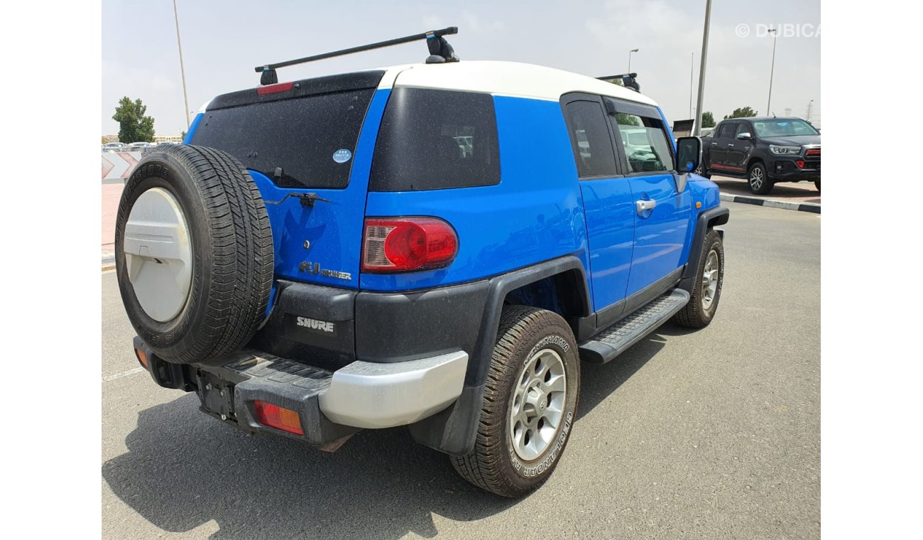 Toyota FJ Cruiser Petrol 4.0-L right hand drive export only