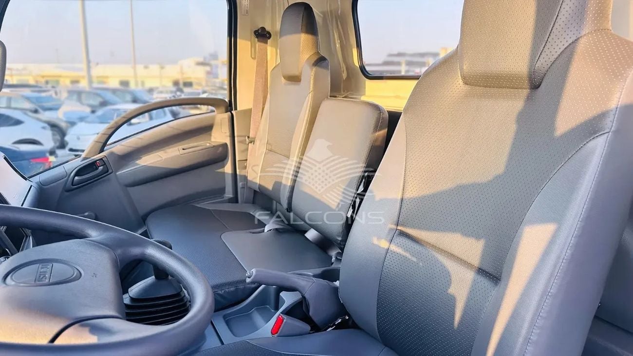 Isuzu NPS ISUZU NPS 71H 4.6L CHASSIS 4X4 MT